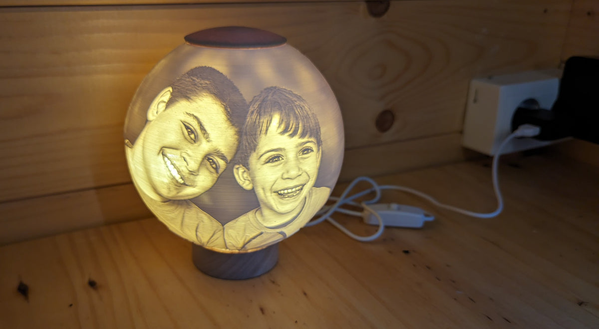Bola litográfica personalizada BRET3D — versión XL, fotografía 1