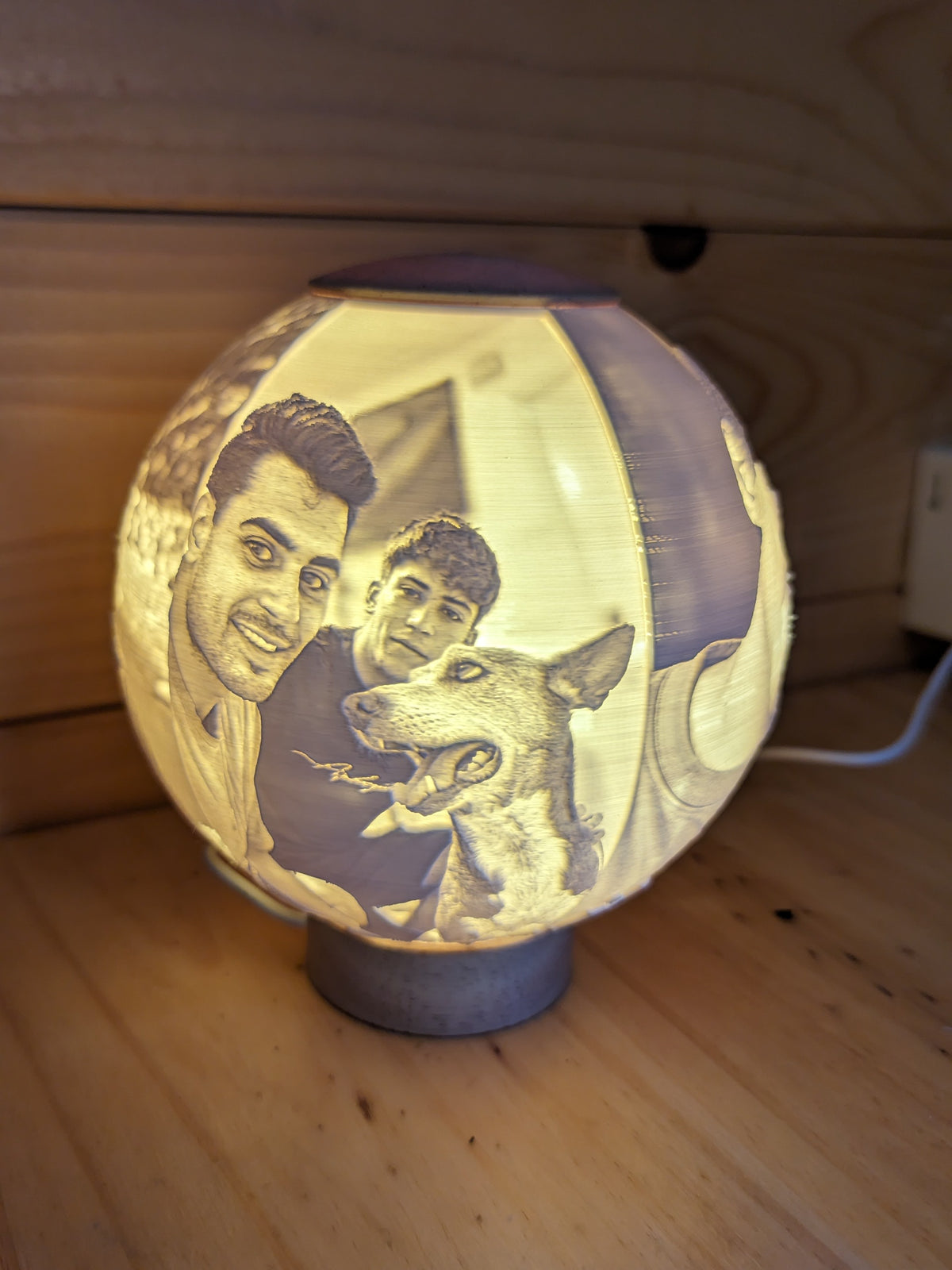 Bola litográfica personalizada BRET3D — versión XL, fotografía 2